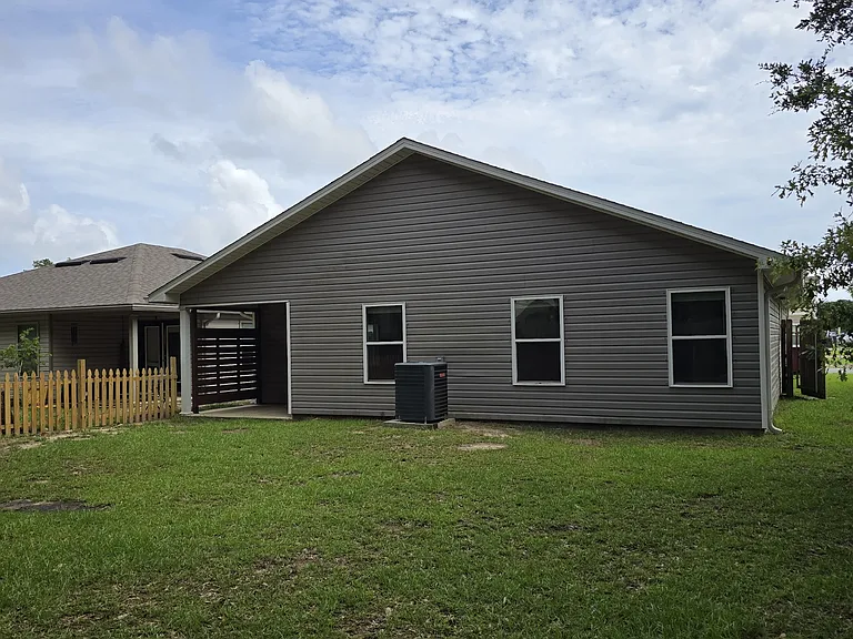 5157 Peach Dr — Photo 36