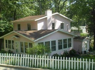 1805 Ridgemoor Dr, Long Beach, IN 46360