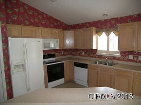 2nd image of 3415 Weathered Rock Cir