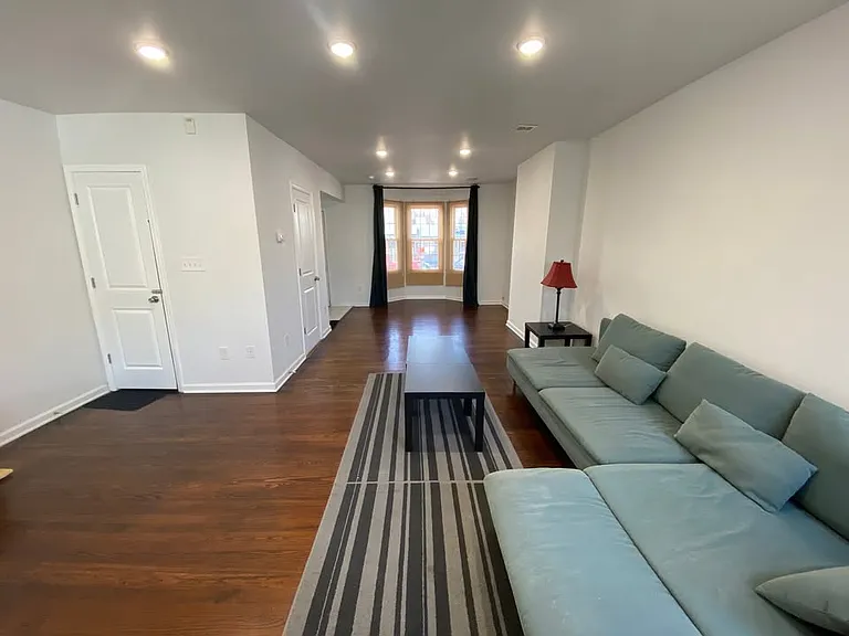 403 Scott Mobus Pl — Photo 5