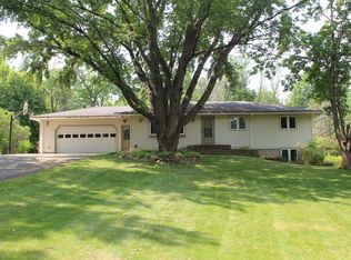 19927 Hillside Dr, Rogers, MN 55374