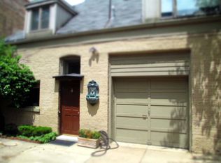 610 W Deming Pl, Chicago, IL 60614