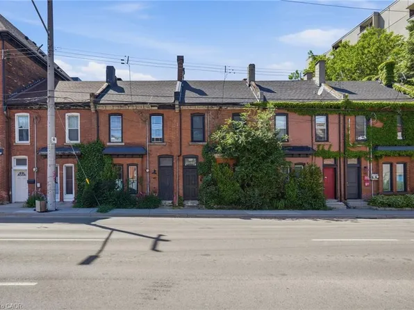 51 Wellington St N, Hamilton, ON L8R 1M9
