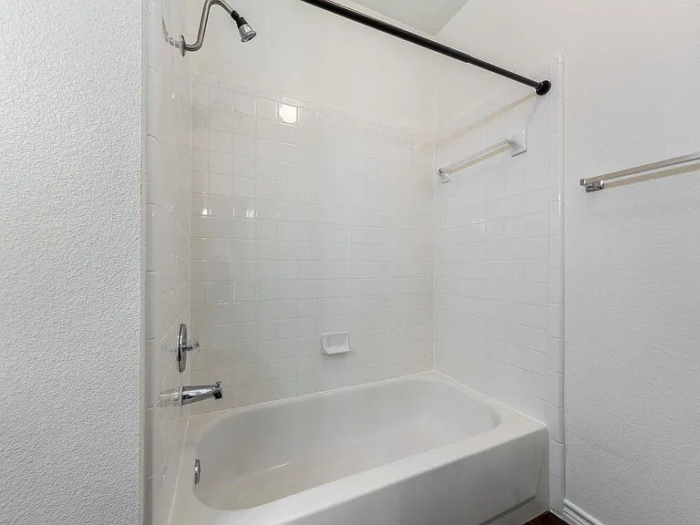 8708 Weiser Dr #B — Photo 18