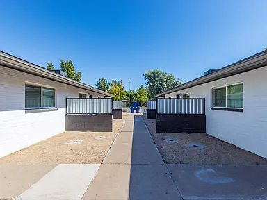 1 Bedroom 1 Bathroom