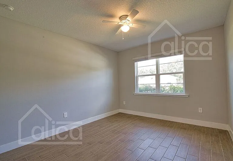 1610 Rada Ln — Photo 29