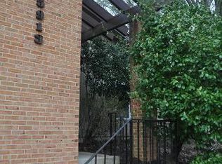 5913 Lovejoy Ct, Springfield, VA 22152