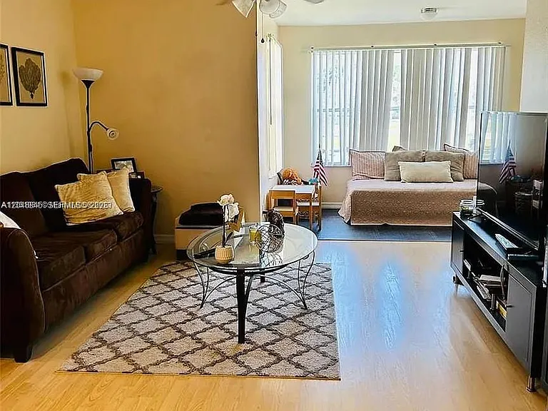 12760 Vista Isles Dr #721 — Photo 4