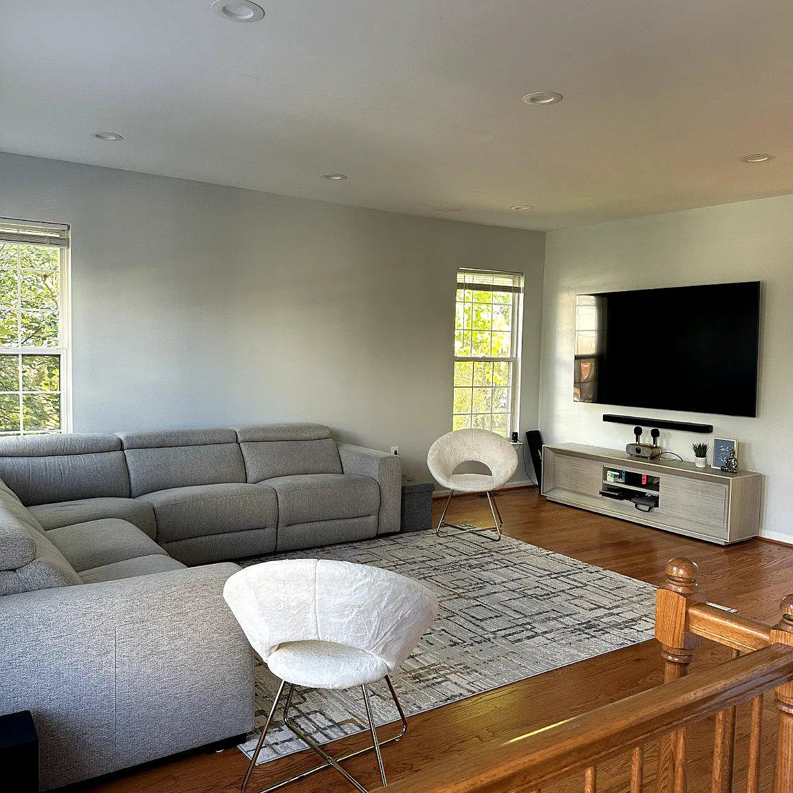 3 bed, 4.0 bath, 1976 sqft, $3,450 — Photo 4