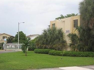 1st image of 3610 SW 114th Ave #4108