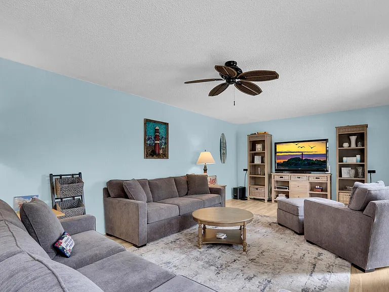 1420 Ocean Way #7D — Photo 7