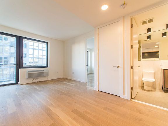 2nd image of 4115 23rd St APT 3F