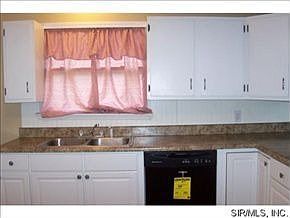 5th image of 4121 South Dr