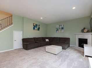 8114 SW Pine St, Portland, OR 97223