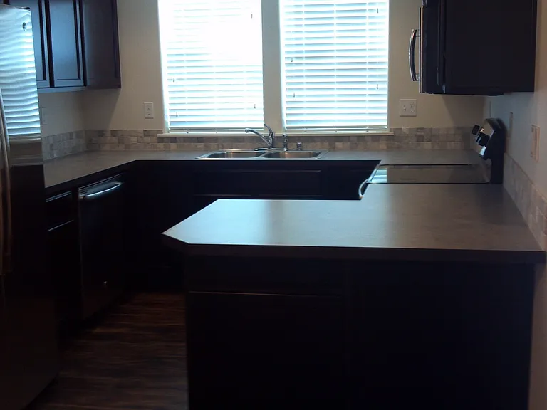 748 N Williams St — Photo 6