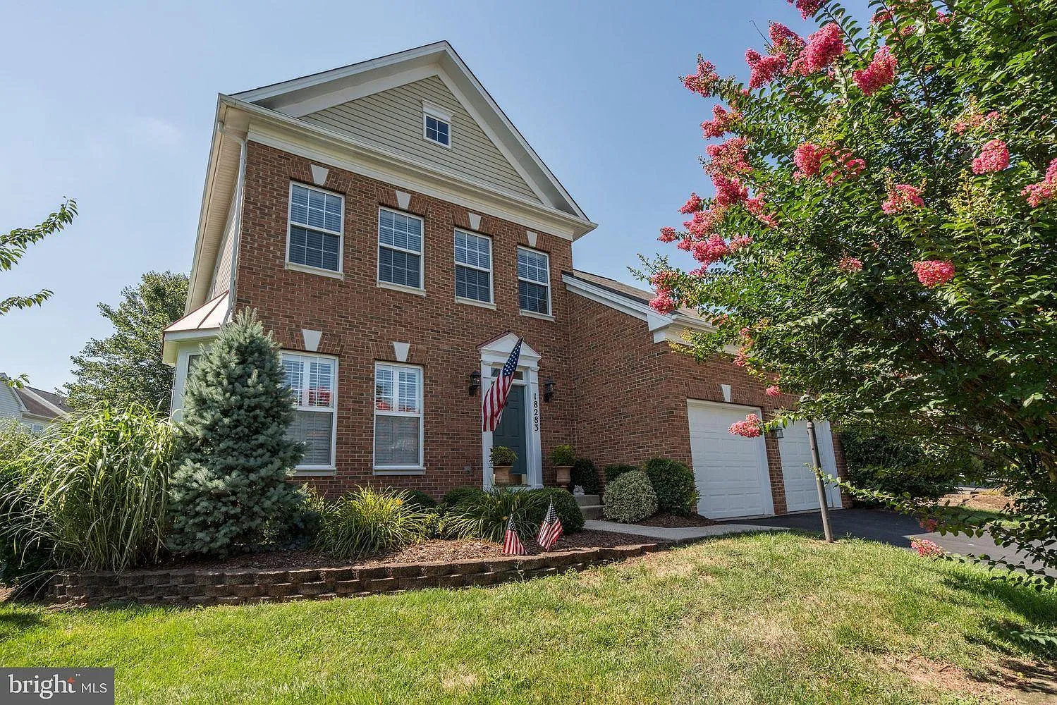 5 bed, 3402 sqft, $3,900 — Photo 1