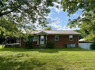 1022 Odell Powell Rd, Woodbury, TN 37190
