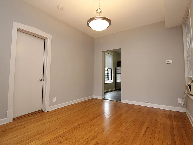 2538 N California Ave #2S — Photo 16