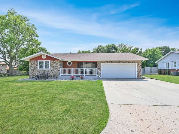 1217 Brentwood Rd, Morton, IL 61550