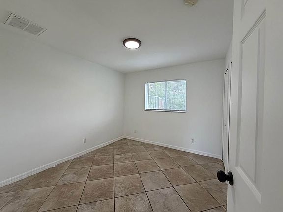 5th image of 4647 28th St SW