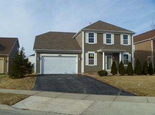 380 Rockland Ave, Elgin, IL 60124