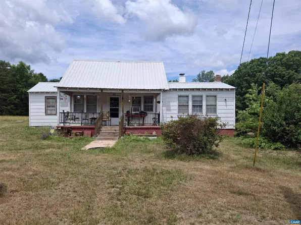 13917 S Constitution Rte, Scottsville, VA 24590