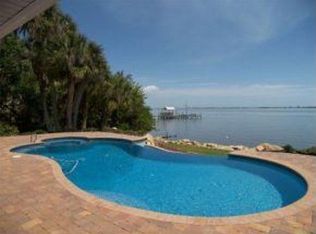 2060 Schooner Rd, Merritt Island, FL 32952