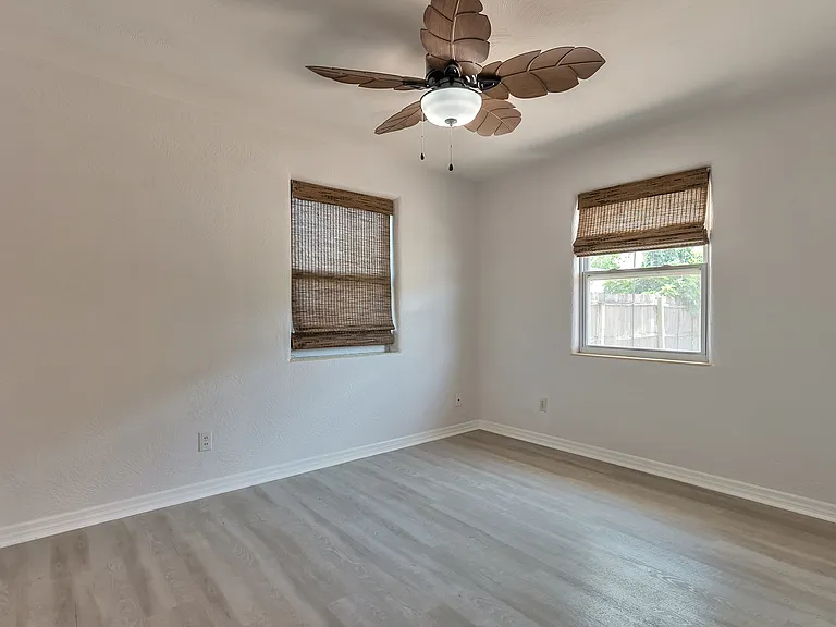 108 Magnolia Ave — Photo 12