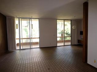 464 N Greencraig Rd, Los Angeles, CA 90049