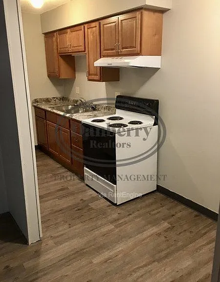 725 N Cory St #H — Photo 4