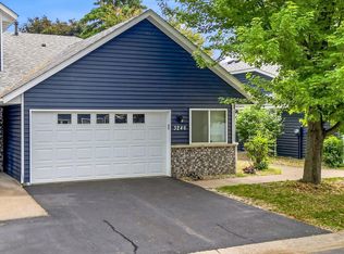 3246 Edgerton St, Vadnais Heights, MN 55127
