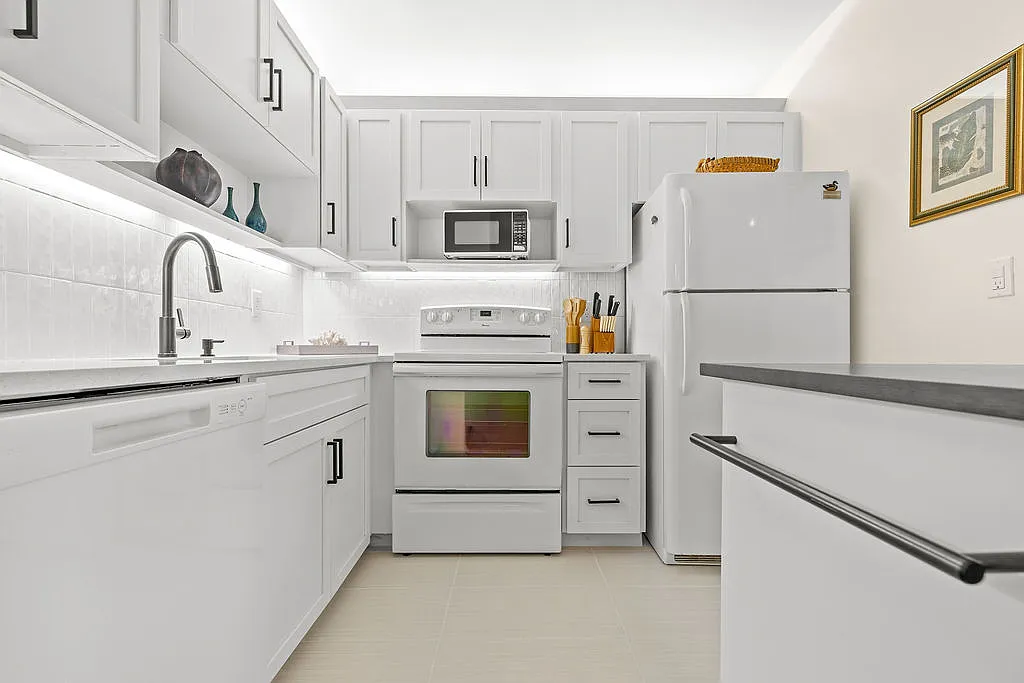 1 bed, 750 sqft, $1,600 — Photo 4