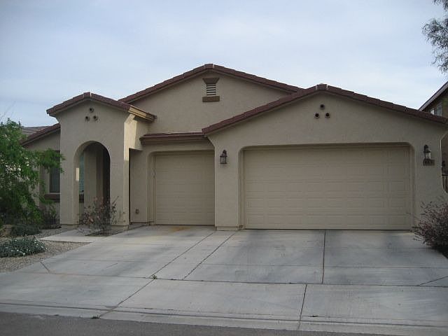 1st image of 613 E Pasture Canyon Dr