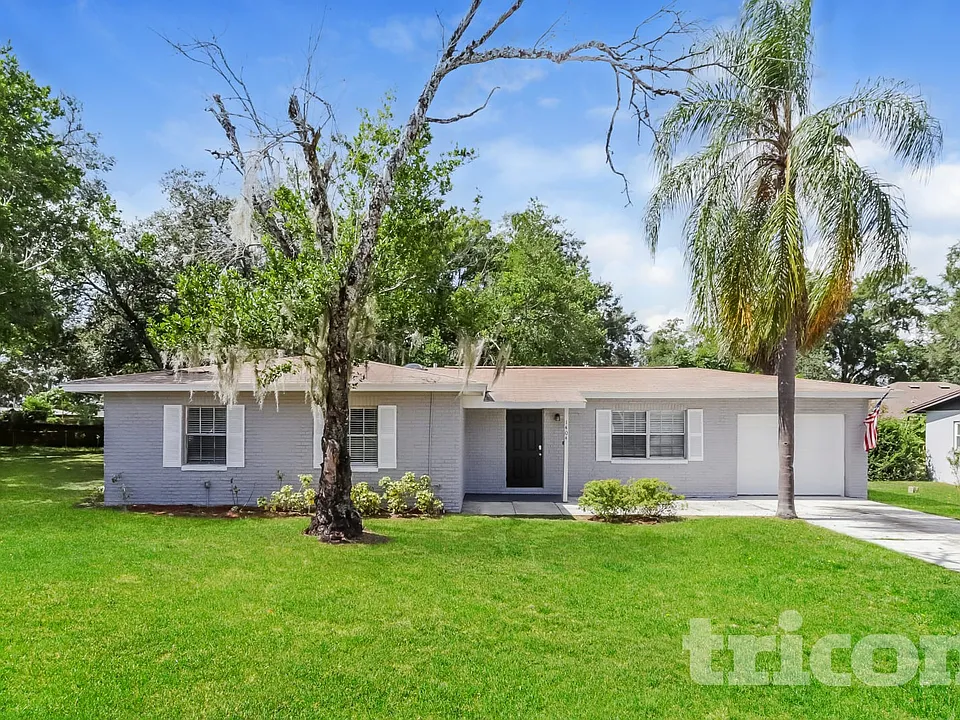 1404 Fernwood Pl