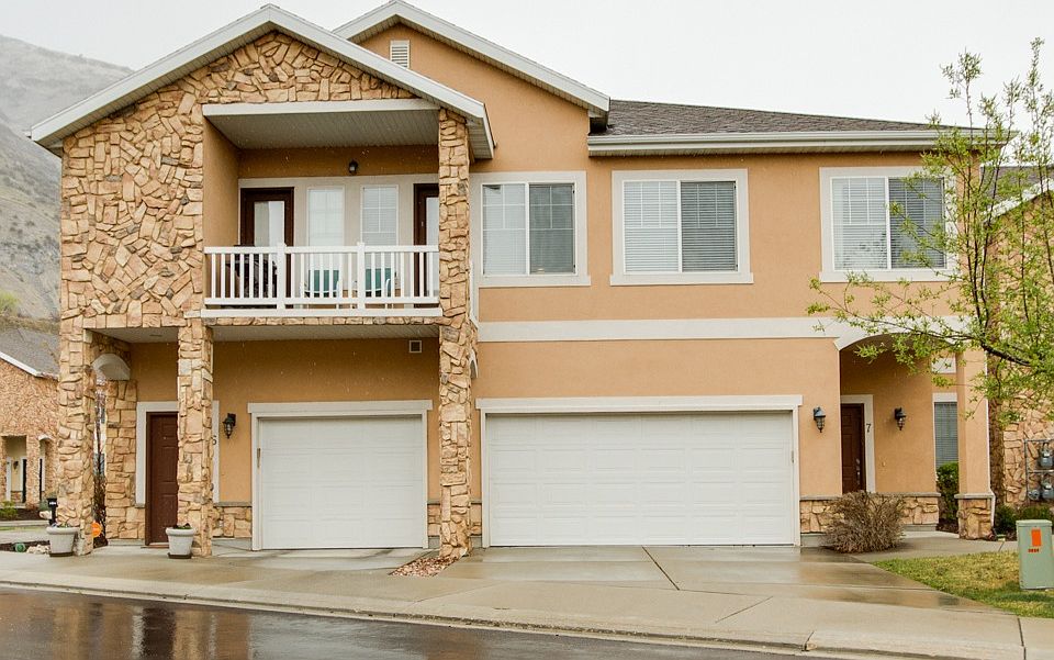 1st image of 1034 S Canyon Meadow Dr APT 6