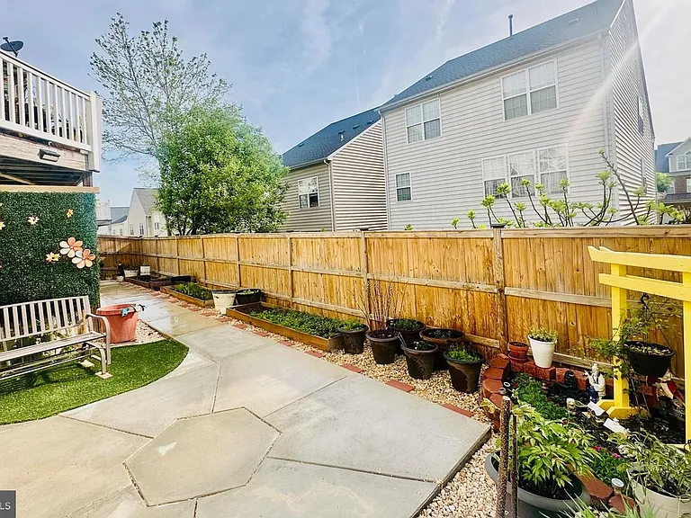 9577 5th Pl — Photo 9