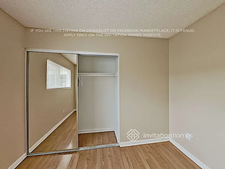 20307 Elkwood St — Photo 12