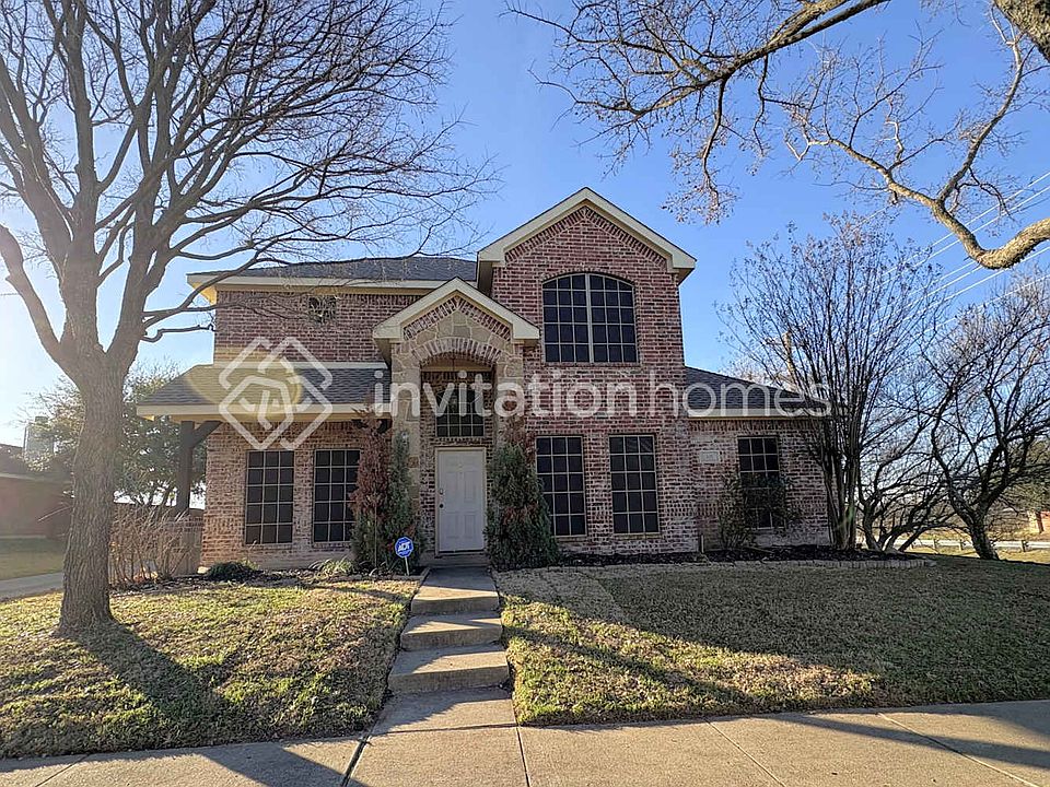 1st image of 101 Brook Hollow Ln
