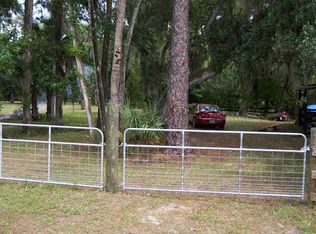 265 N Jungle Rd, Geneva, FL 32732