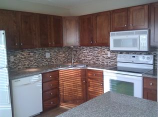 114 September Dr, Deatsville, AL 36022