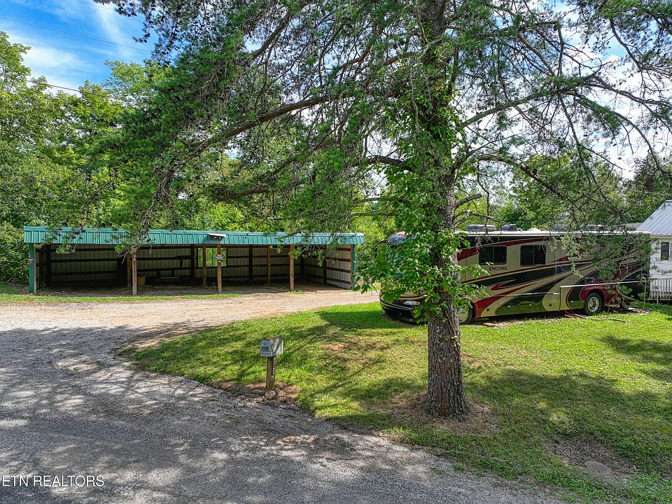 1st image of 760 Rock House Rd