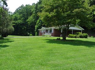 835 S Beaver Dam Ave, Damascus, VA 24236