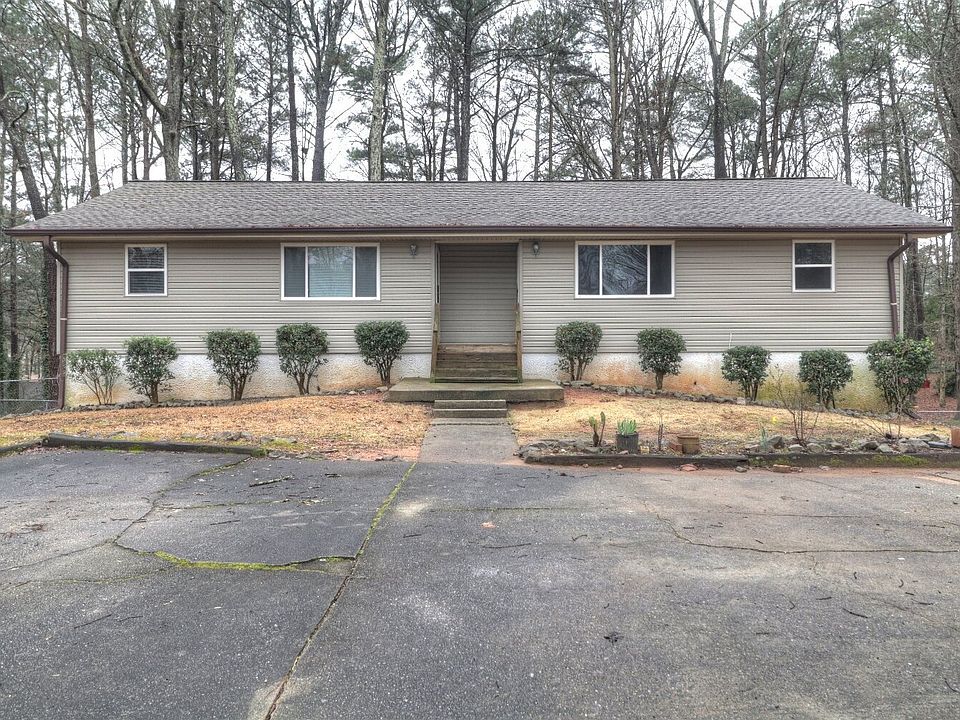 1st image of 2223 Davis Rd #2