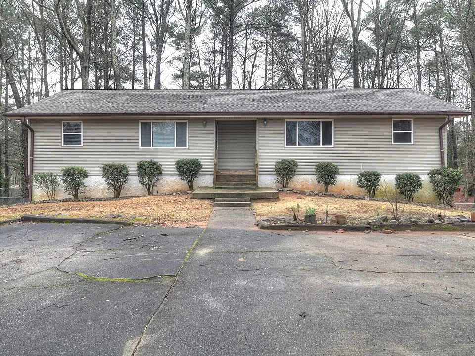 2223 Davis Rd #2