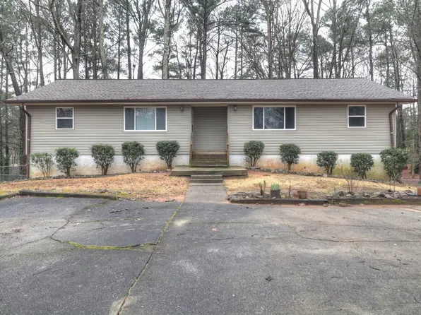 2223 Davis Rd #2, Stone Mountain, GA 30087
