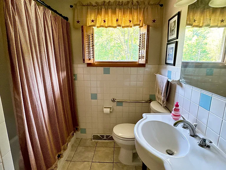 30 Princess Dr — Photo 23