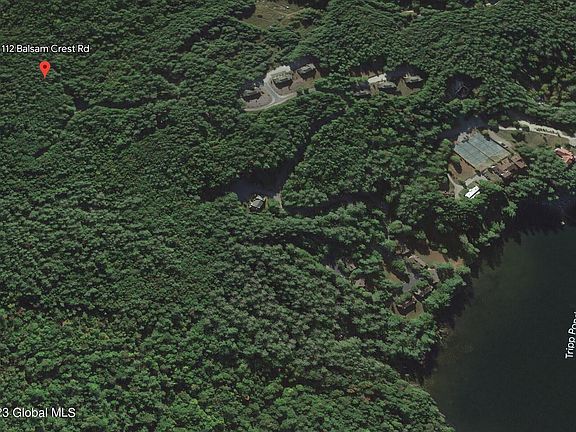5th image of 112 Balsam Crest Road