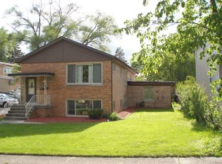 5008 Florence Ave, Downers Grove, IL 60515