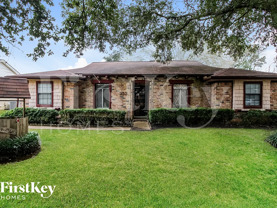 353 Dawn Hill Dr