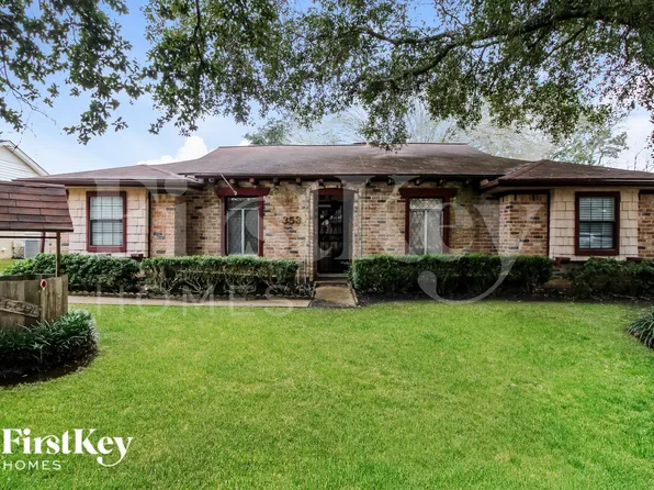 353 Dawn Hill Dr, Friendswood, TX 77546